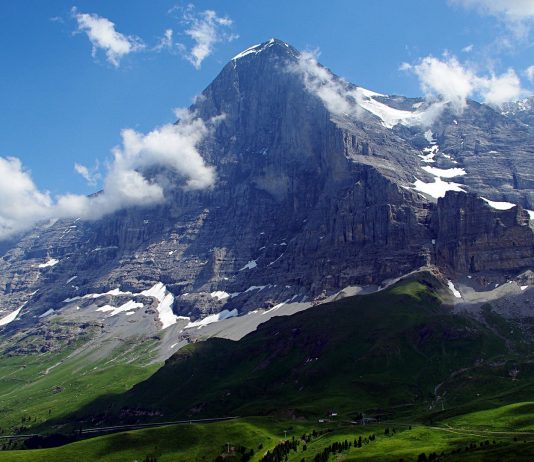 STORE SUPERVISOR (PONTIANAK)