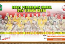 Foto Bersama Kadis PMTK beserta ASN