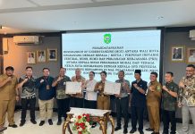 Penandatanganan MOU dan PKS Penyedia Layanan di MPP